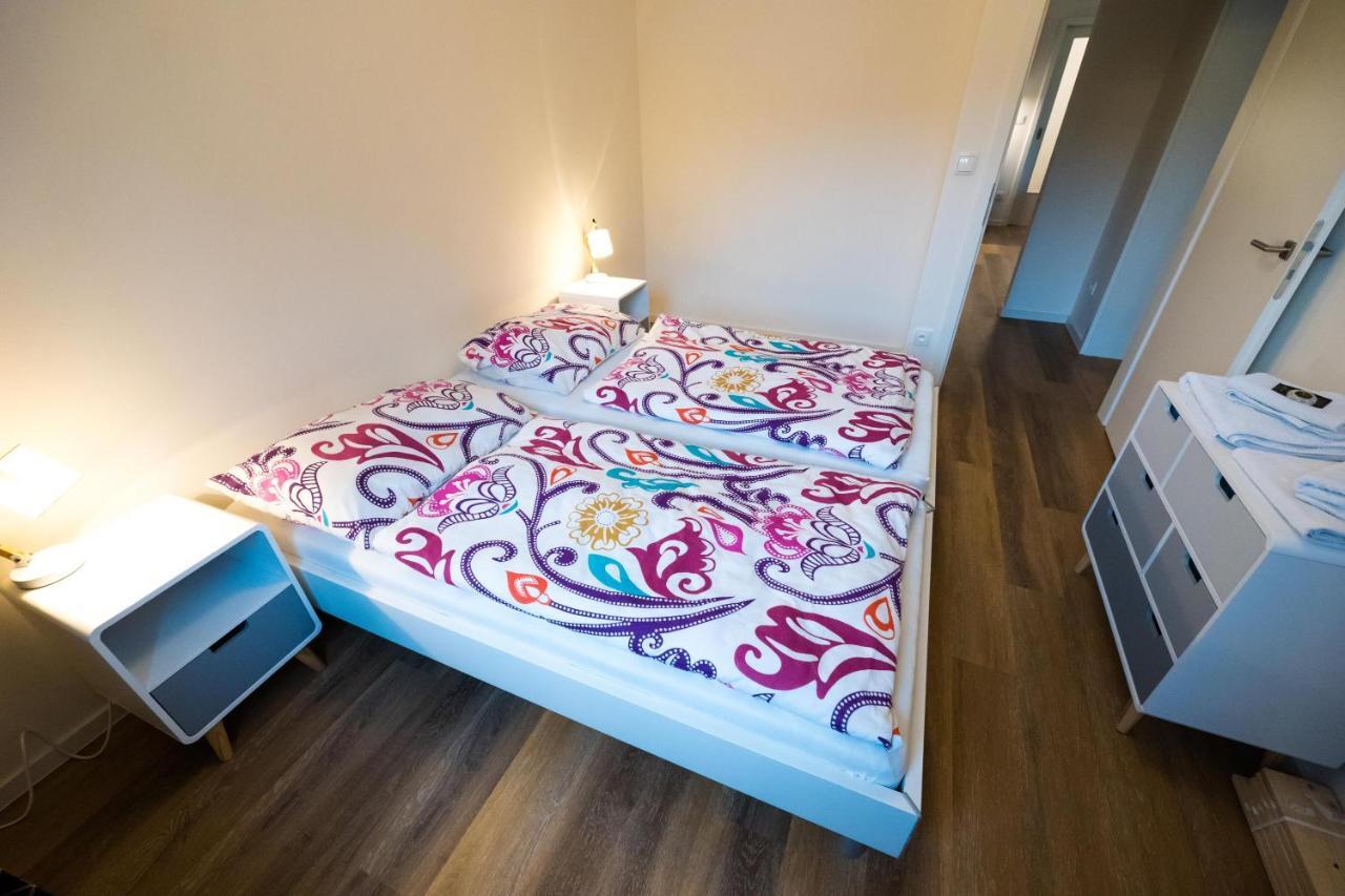 Bein Apartment With Parking Бърно Екстериор снимка